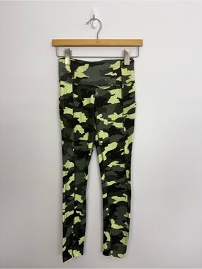 Lululemon Fast and Free Tight 25" Heritage 365 Camo Crispin Green Multi Sz 4